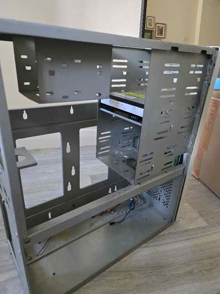 Photo of free Vintage PC Case (Knebworth SG3) #4