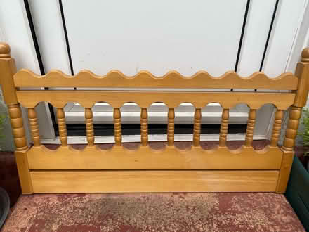 Photo of free Single bed headboard (Hollybush Welwyn Garden City) #1