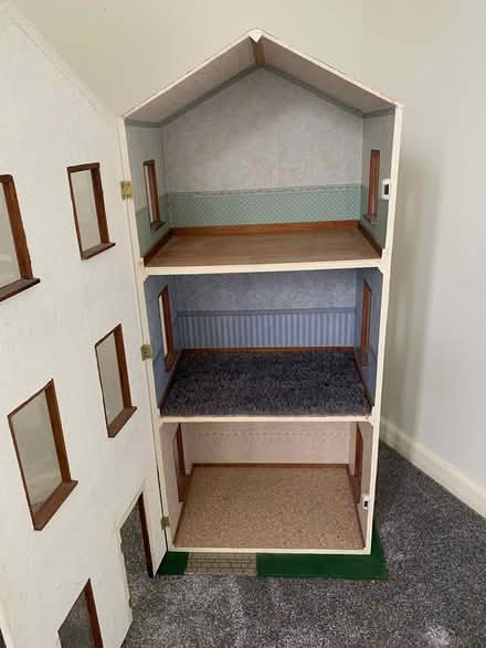 Photo of free Doll’s House (Northwood HA6) #2