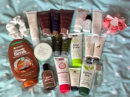 Photo of free Assorted toiletries (South Yardley, B26) #1