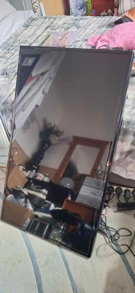Photo of free 50inch LG smart tv (Welling DA16) #1
