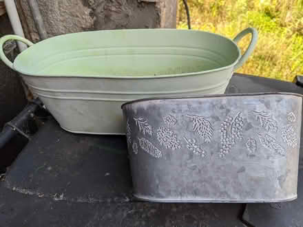 Photo of free small plant holders (sandycove recycle depot) #1