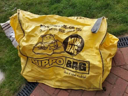 Photo of free Hippo bag - midi (OX14 (Caldecott)) #1