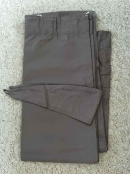 Photo of free Dark grey/brown 112cm x 228cm (Tottenham, N17) #1