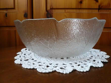 Photo of free Pretty Glass Fruit or Salad Bowl (Woodside WD25) #2