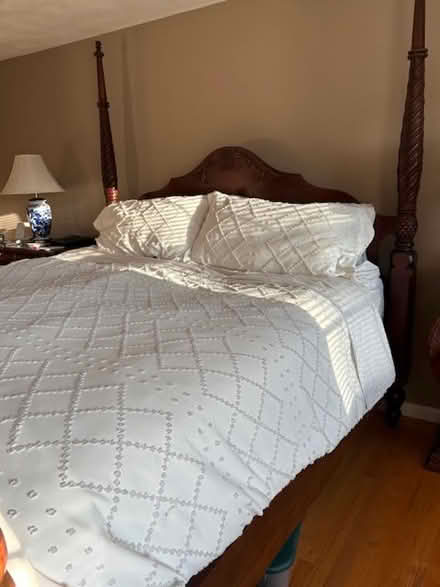 Photo of free Thomasville 4- post king size bed (Dunstable, MA) #2