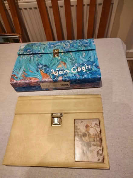 Photo of free 2 expanding document files (Tilekiln TN38) #1