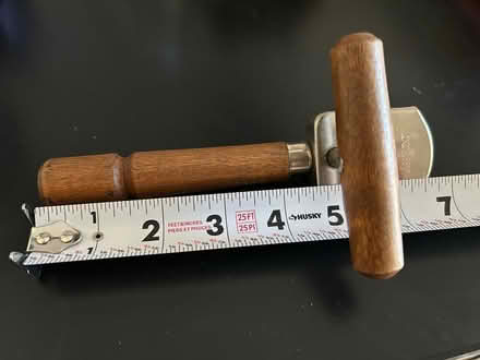 Photo of free vintage can opener (Hunt Club/Conroy area) #2
