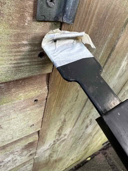 Photo of free Thule bike rack 9103/9104 (Rainham ME8) #2