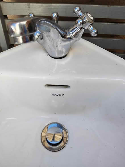Photo of free Corner bathroom sink (L22 Liverpool merseyside) #2