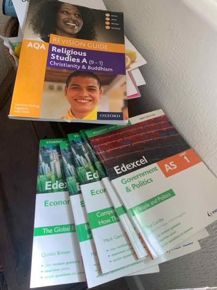 Photo of free A & AS level study books (TW9 nr Chiswick bridge) #1