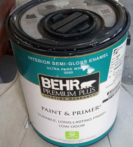 Photo of free Behr white interior paint (near the Sunnyvale library) #1