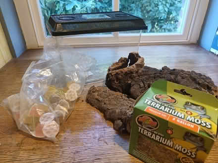 Photo of free Terrarium and accessories (Wateringbury ME18) #1