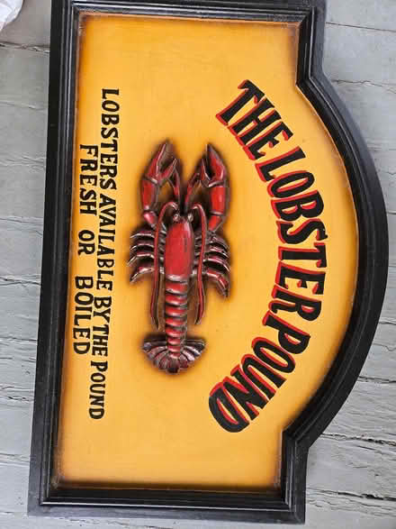 Photo of free Sign: the lobster pound (Tenleytown) #1
