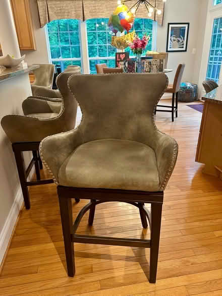 Photo of free Counter bar stools (7 (White plains) #2