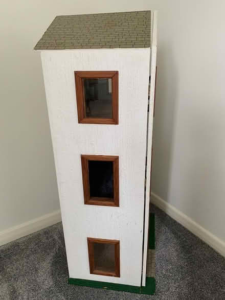 Photo of free Doll’s House (Northwood HA6) #4