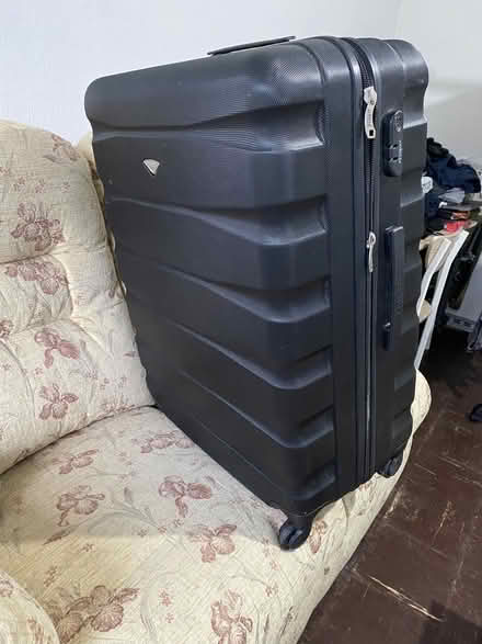 Photo of free 2 Suitcases almost new (Wick WR10) #4