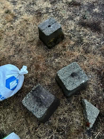 Photo of free Three concrete block (Bellevue) #1