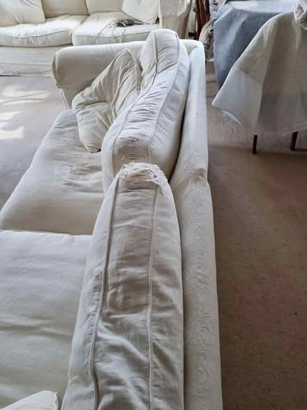 Photo of free 4 Seater Settee, Cream Loose Covers (HR6 area) #2