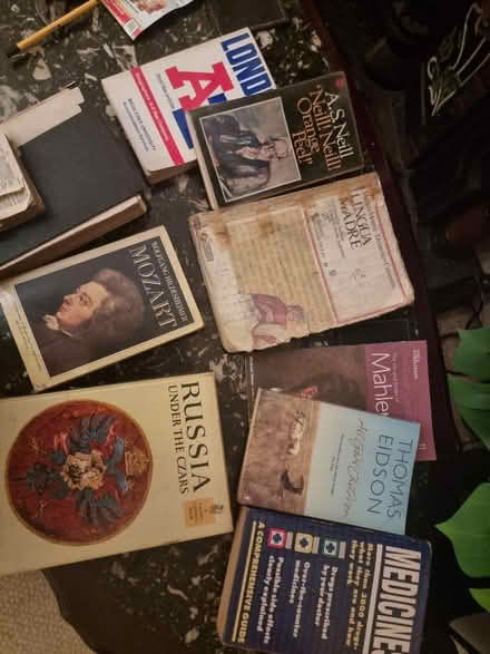 Photo of free Old books (stroud green N4) #1