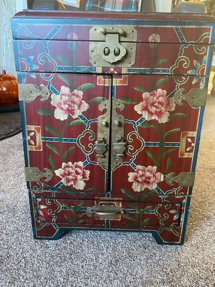 Photo of free Large Wooden Jewellery Box (Bagillt CH6) #1