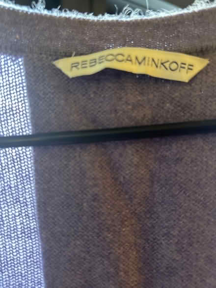 Photo of free Women’s cashmere sweater (10011 (17th & 9th)) #2