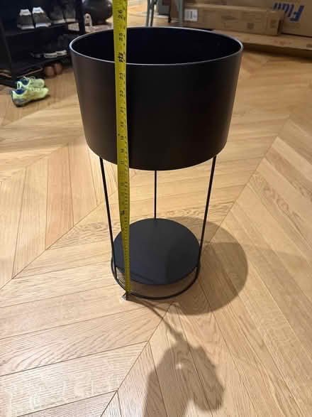 Photo of free Black metal plant stand (Chelsea Green SW3) #3