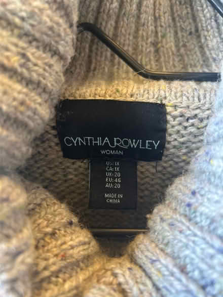 Photo of free Women’s 1X cowl neck sweater (10011 (17th & 9th)) #3