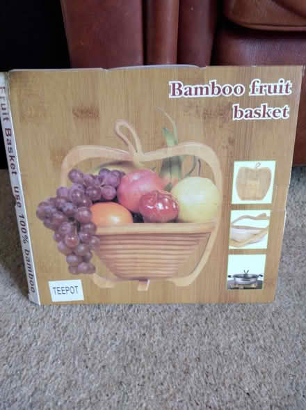 Photo of free Fruit bowl/pot stand (Lower Earley RG6) #3