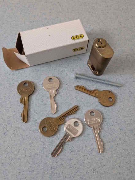 Photo of free Door cylinder (Victoria SW1V) #1