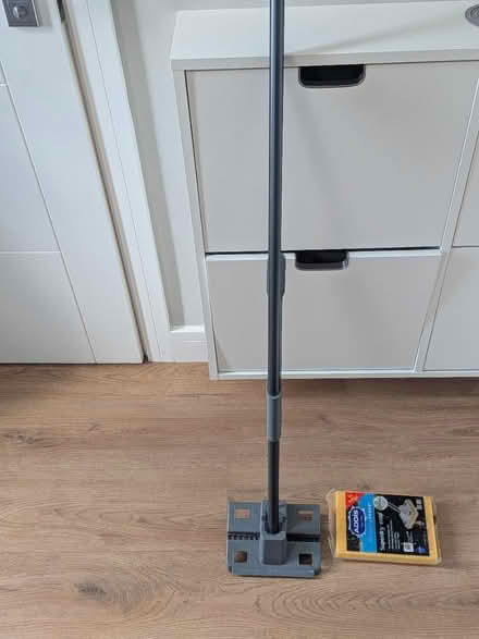 Photo of free Mop and new mop head (Walkley S6) #1