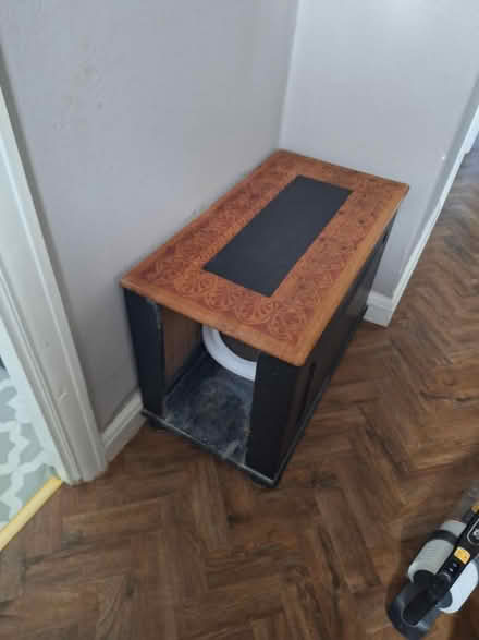 Photo of free Blanket box cat litter (BN41) #2