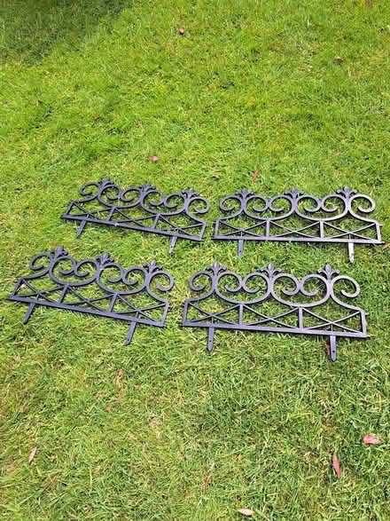 Photo of free Ornamental garden edging (Wansford) #1