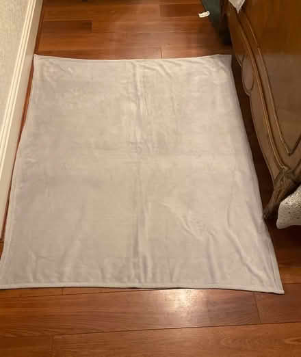 Photo of free Light grey fleece throw (Sale M33) #1