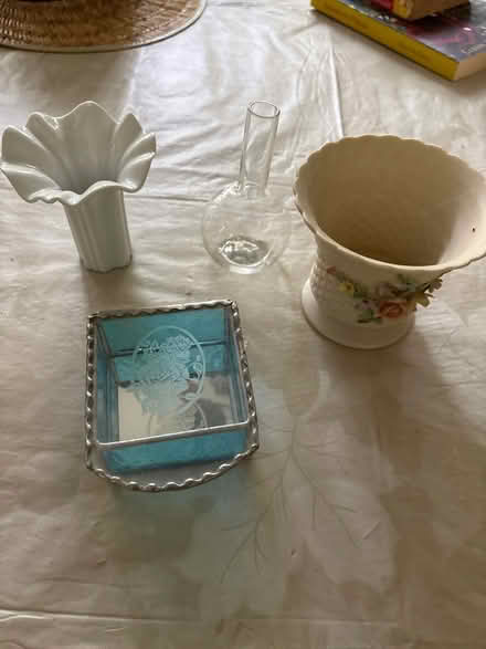 Photo of free Small vases and glass box (Ossining) #1
