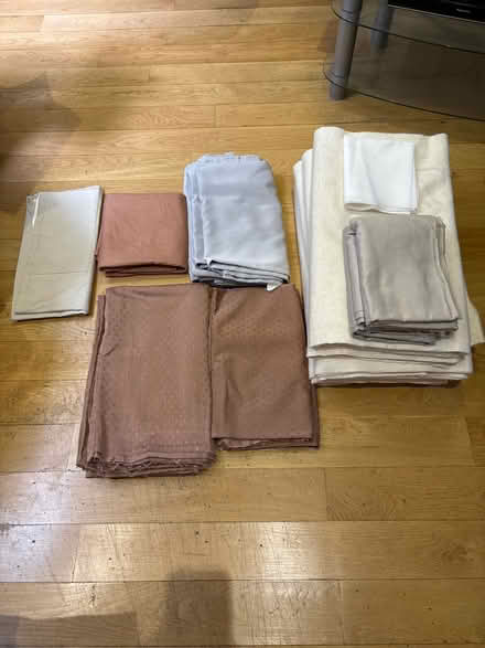 Photo of free Curtains, curtain fabrics & lining (Queensway/Bayswater W2) #1