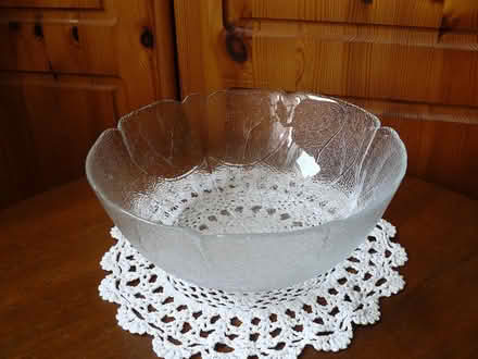 Photo of free Pretty Glass Fruit or Salad Bowl (Woodside WD25) #1