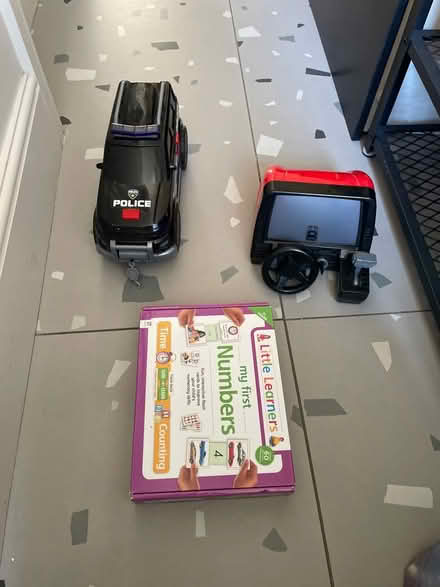 Photo of free Toyz! Radio Control Cars! Crayons (Home N10) #1