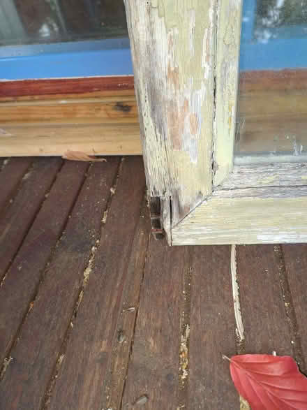 Photo of free Double glazed wooden frame window (Morda SY10) #2