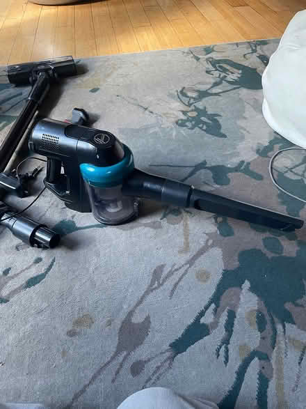 Photo of free Cordless vacuum cleaner SW8 (Clapham/Battersea SW8) #2