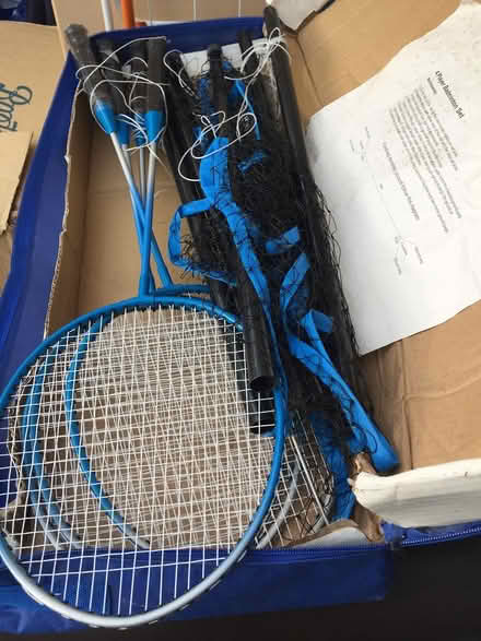 Photo of free badminton set - with net (denby, DE5) #2