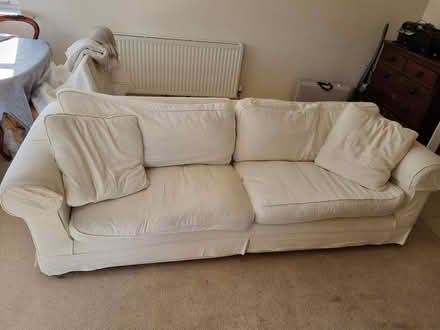 Photo of free 4 Seater Settee, Cream Loose Covers (HR6 area) #1
