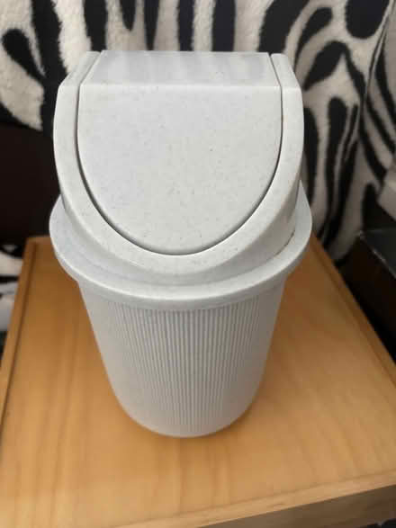 Photo of free Small grey bathroom bin (Lemsford AL8) #1