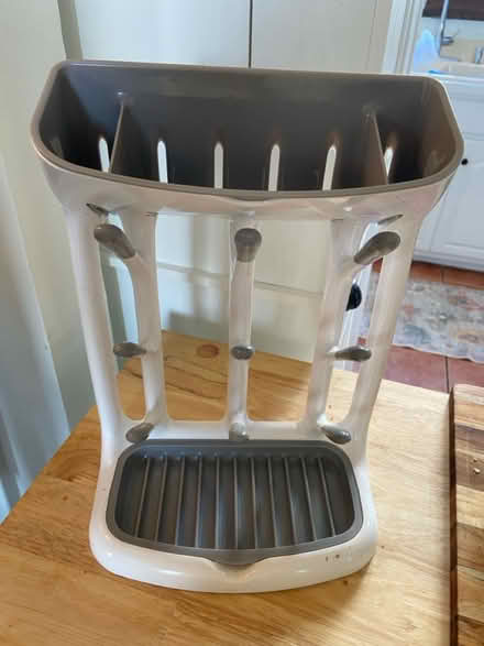 Photo of free Bottle drying rack (NE DC 20018) #1