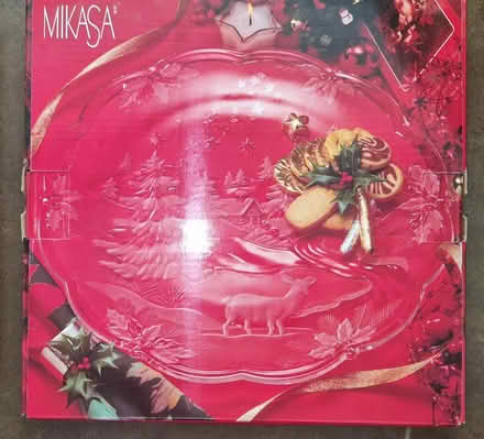 Photo of free Large Christmas platter (SK8 Cheadle) #1