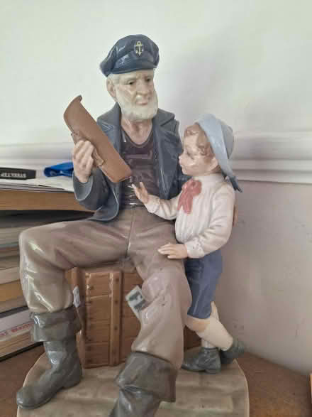 Photo of free Lladro ornament (BN41) #1