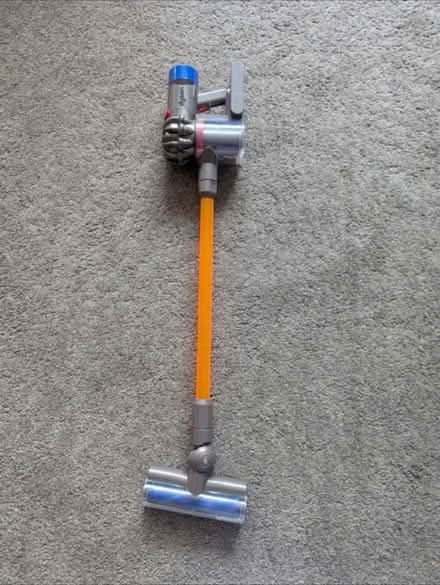 Photo of Kids toy hoover (W4) #1