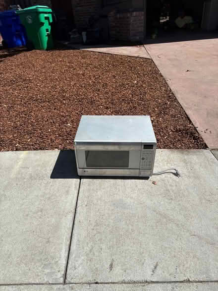 Photo of free Garden& household supplies, microwv (1162 136th ave, San Leandro) #3