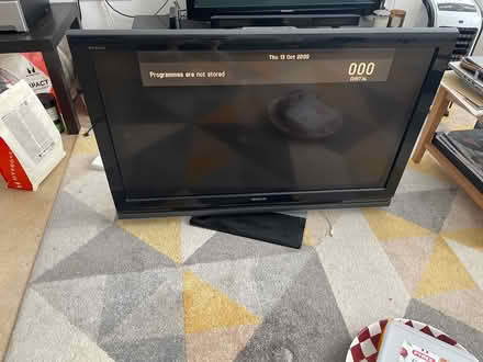 Photo of free TV (Guildford GU1) #1