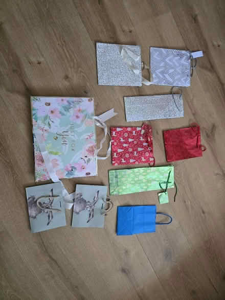 Photo of free Gift bags (Warren Hill ish NG5) #1